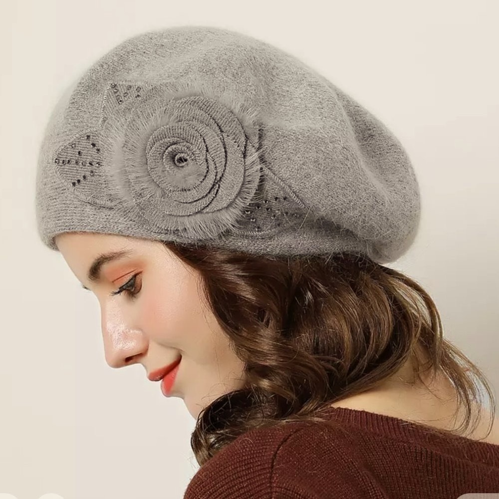 Women's Soft & Warm 100% Wool Mix French Beret Hat In Gray NWT